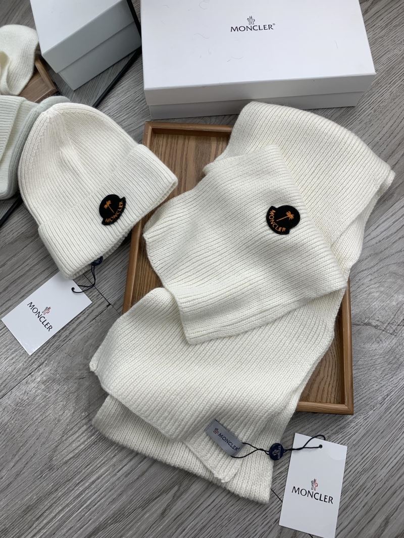 Moncler Caps Scarfs